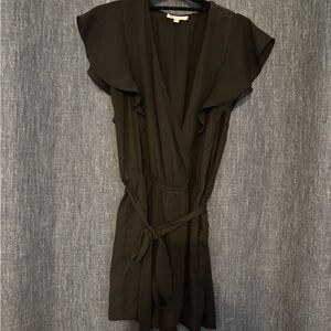 DR2 Black Ruffle Sleeve Mini Romper